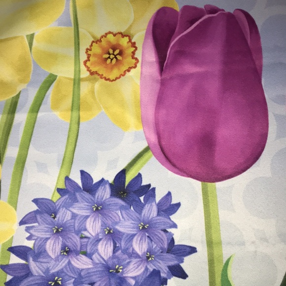 “He Lives” Easter Outdoor Flag - Picture 2 of 9